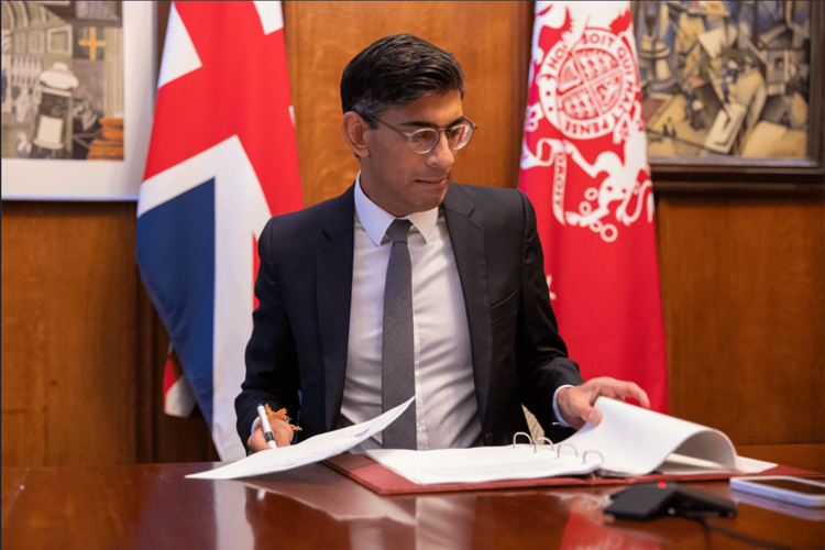 英国首相Sunak:不会给下一代留下债务